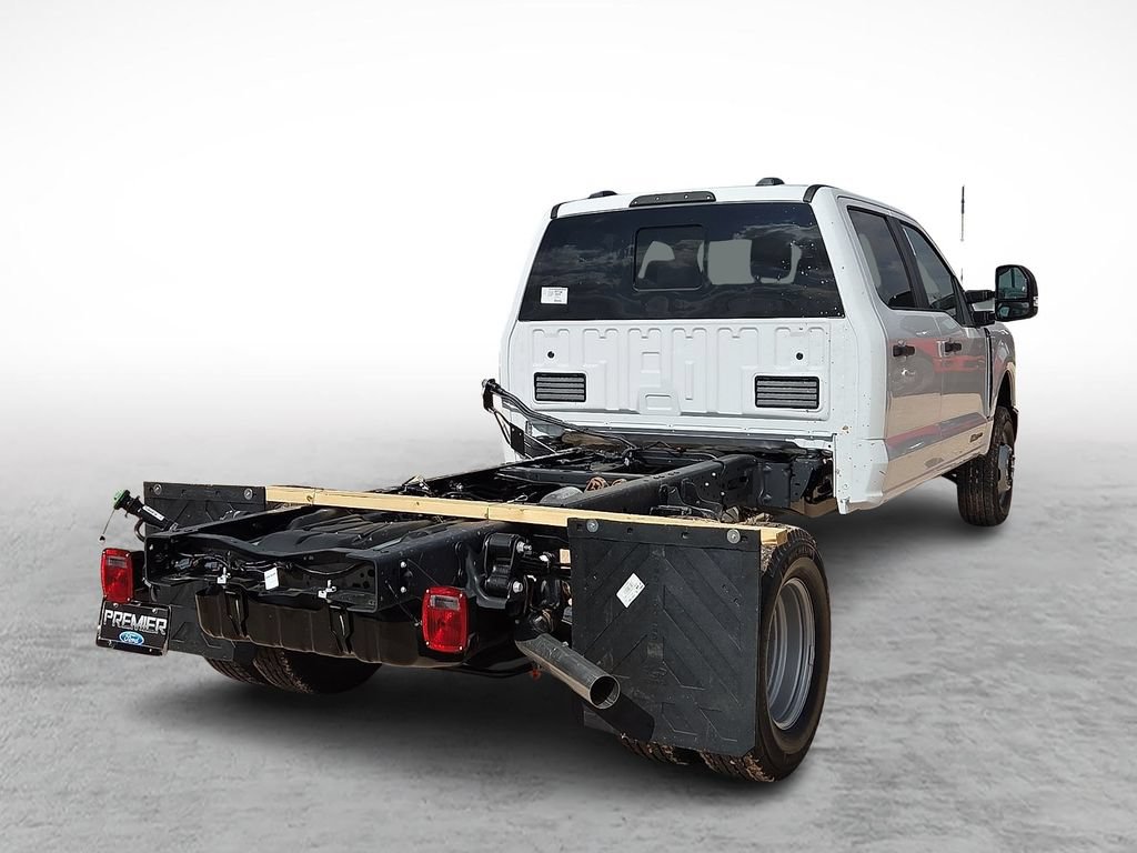 New 2026 Ford F350 XL w/ XL Chrome Package AWD/4WD image 10
