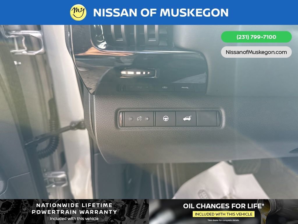 New 2025 Nissan Pathfinder SV image 14