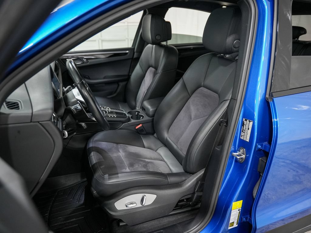 Used 2020 Porsche Macan AWD/4WD image 9
