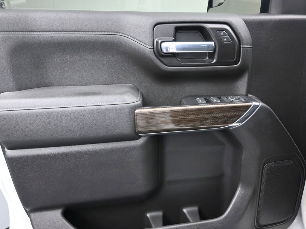 Used 2021 Chevrolet Silverado 1500 RST w/ Bed Protection Package image 11