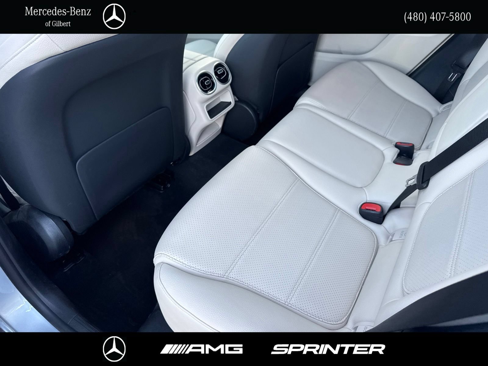 Used 2024 Mercedes-Benz GLC 300 4MATIC image 20