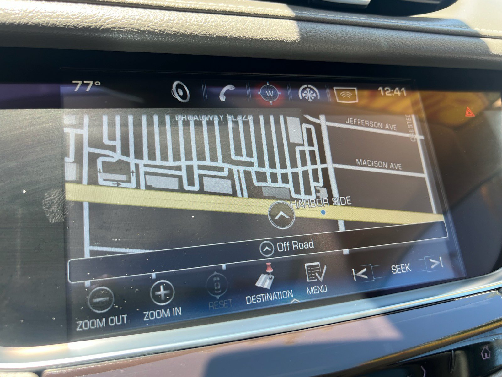 Used 2018 Cadillac XT5 Luxury w/ Driver Awareness Package AWD/4WD image 31