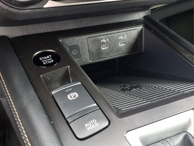 Certified 2025 Nissan Kicks SV AWD/4WD image 12