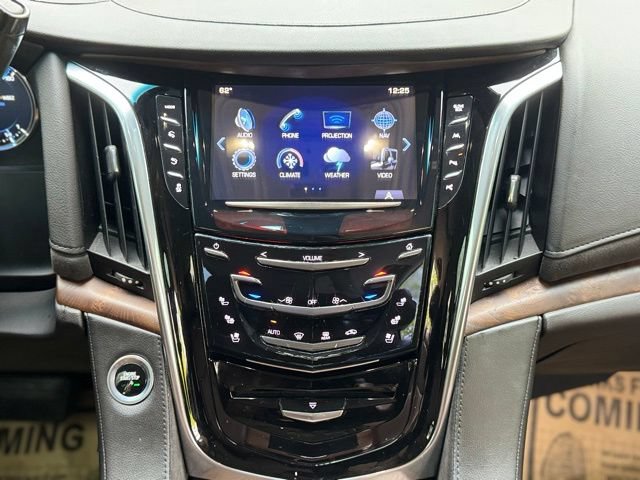 Used 2017 Cadillac Escalade Premium Luxury w/ LPO, Radiant Package AWD/4WD image 26