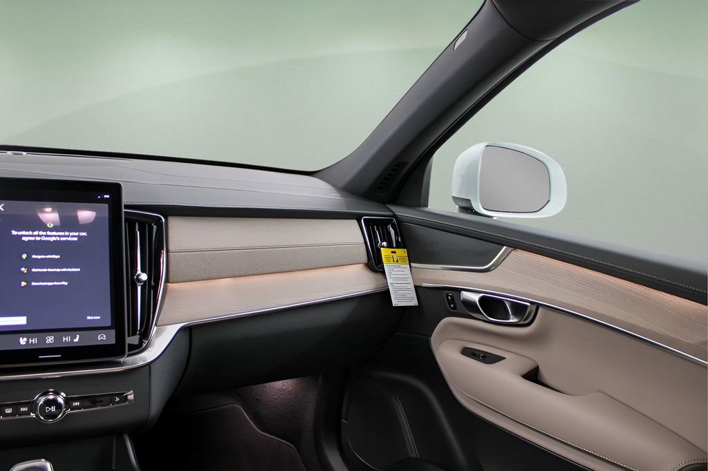 New 2026 Volvo XC90 B5 Core w/ Protection Package Premier image 23