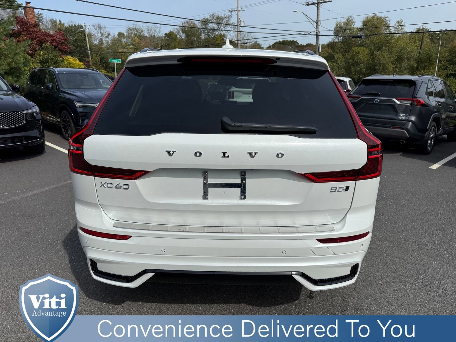 New 2026 Volvo XC60 B5 Ultra w/ Protection Package Premier image 7