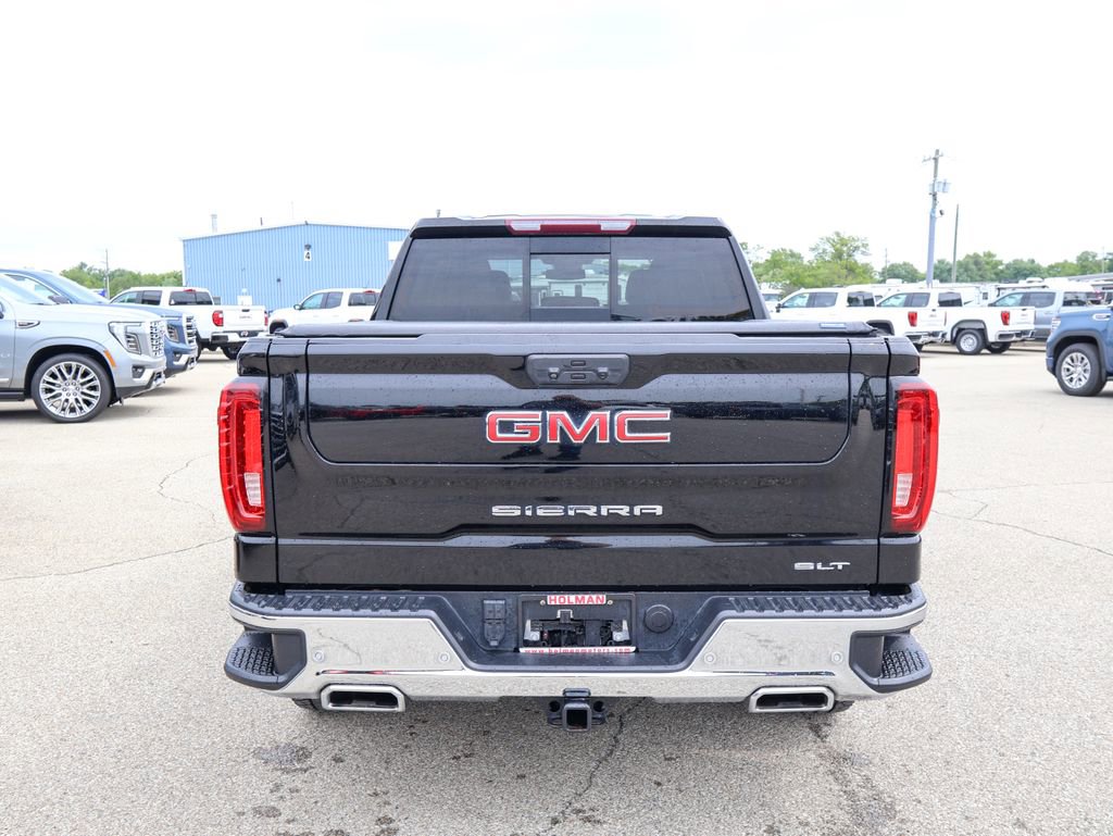 Used 2022 GMC Sierra 1500 SLT w/ SLT Premium Plus Package AWD/4WD image 5