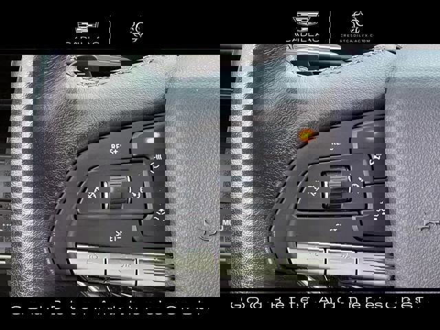 Certified 2023 Cadillac Escalade Premium Luxury image 15