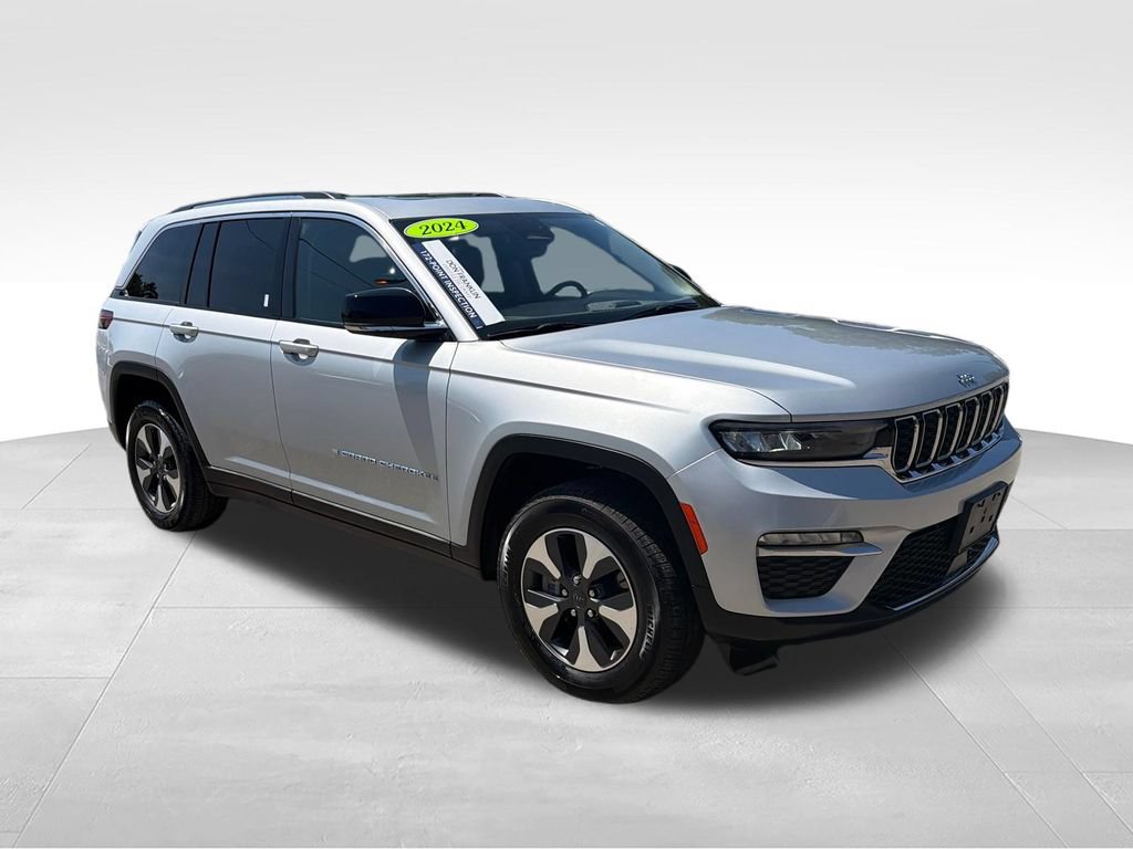 Used 2024 Jeep Grand Cherokee Limited 4xe AWD/4WD image 8