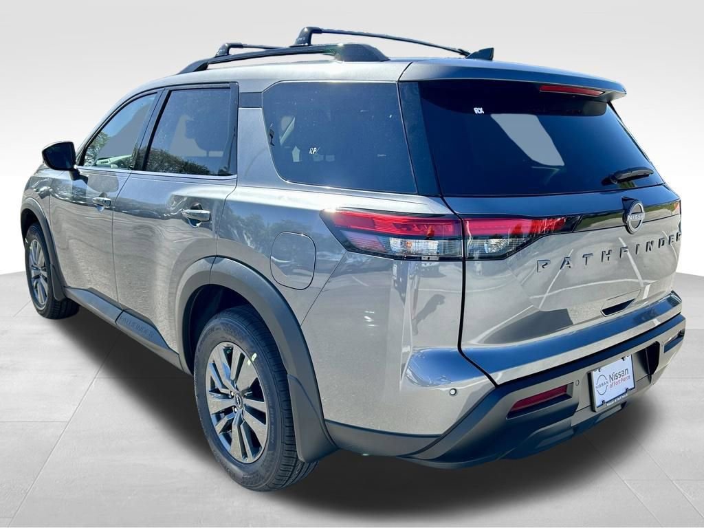 New 2026 Nissan Pathfinder SV image 8