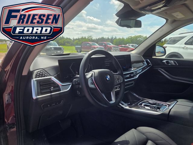 Used 2024 BMW X7 xDrive40i w/ Climate Comfort Package AWD/4WD image 13