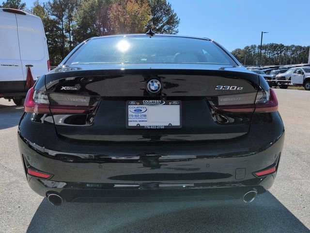 Used 2022 BMW 330e xDrive w/ Premium Package image 6
