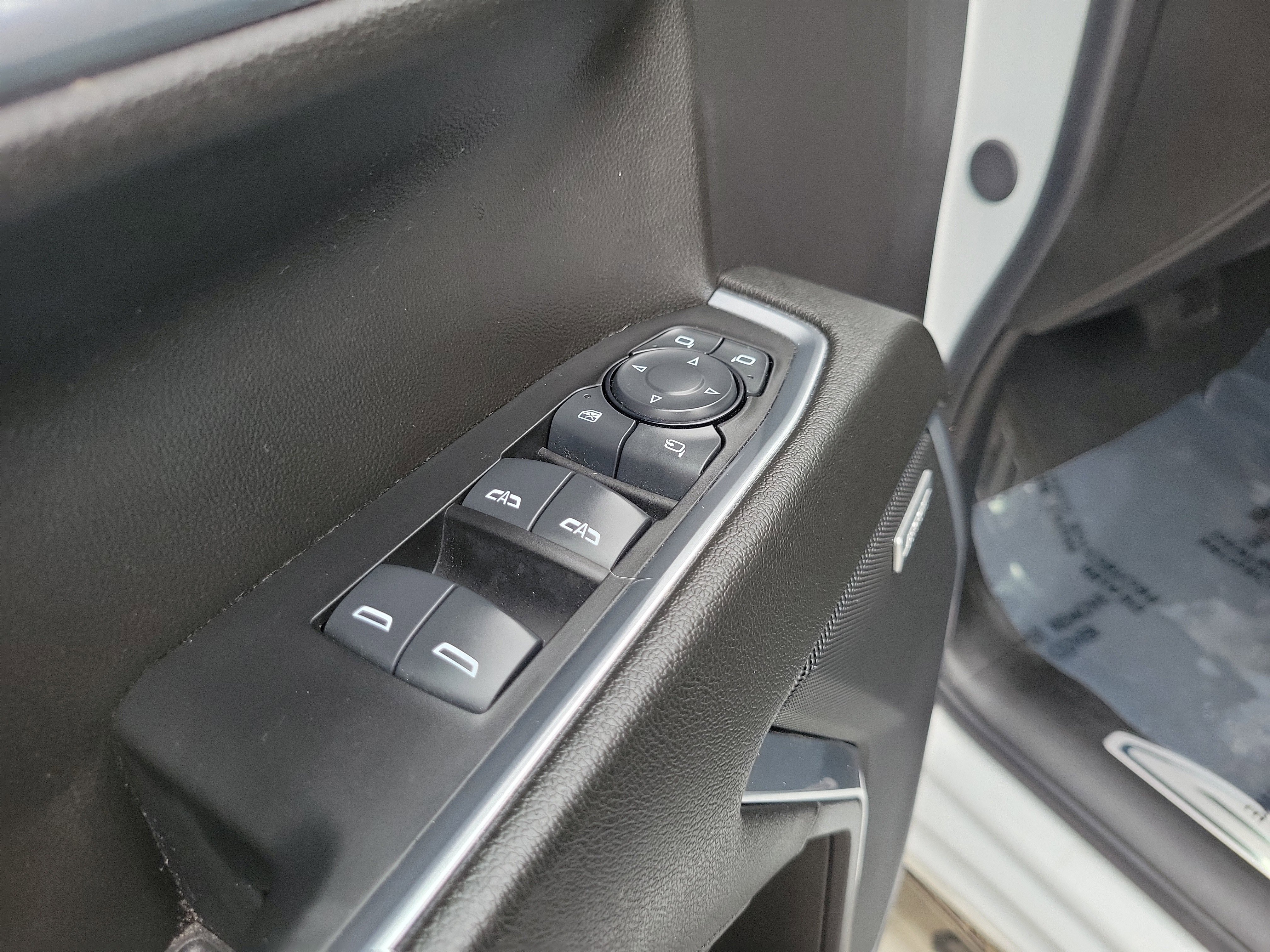 Used 2024 Chevrolet Silverado 1500 LTZ image 24