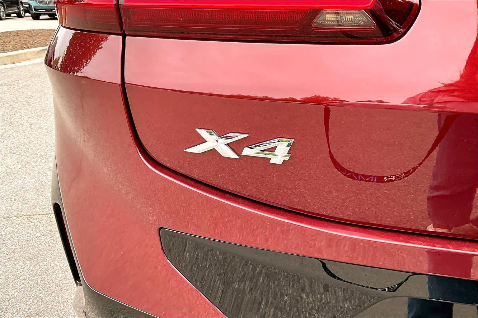 Certified 2025 BMW X4 xDrive30i AWD/4WD image 33