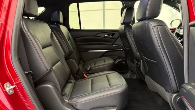 Used 2024 Chevrolet Traverse Z71 w/ Enhanced Driving Package AWD/4WD image 33