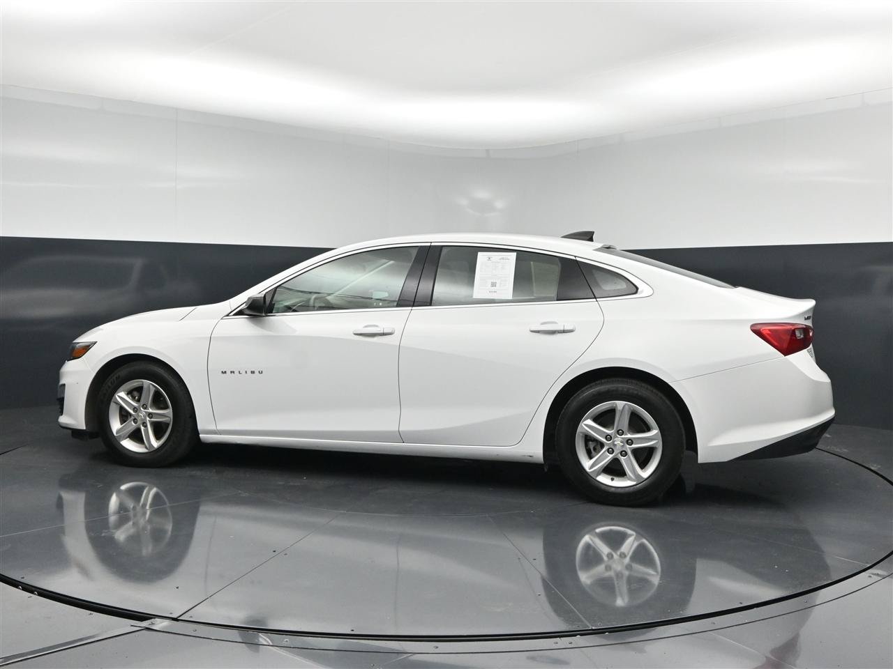 Used 2023 Chevrolet Malibu LS FWD image 8