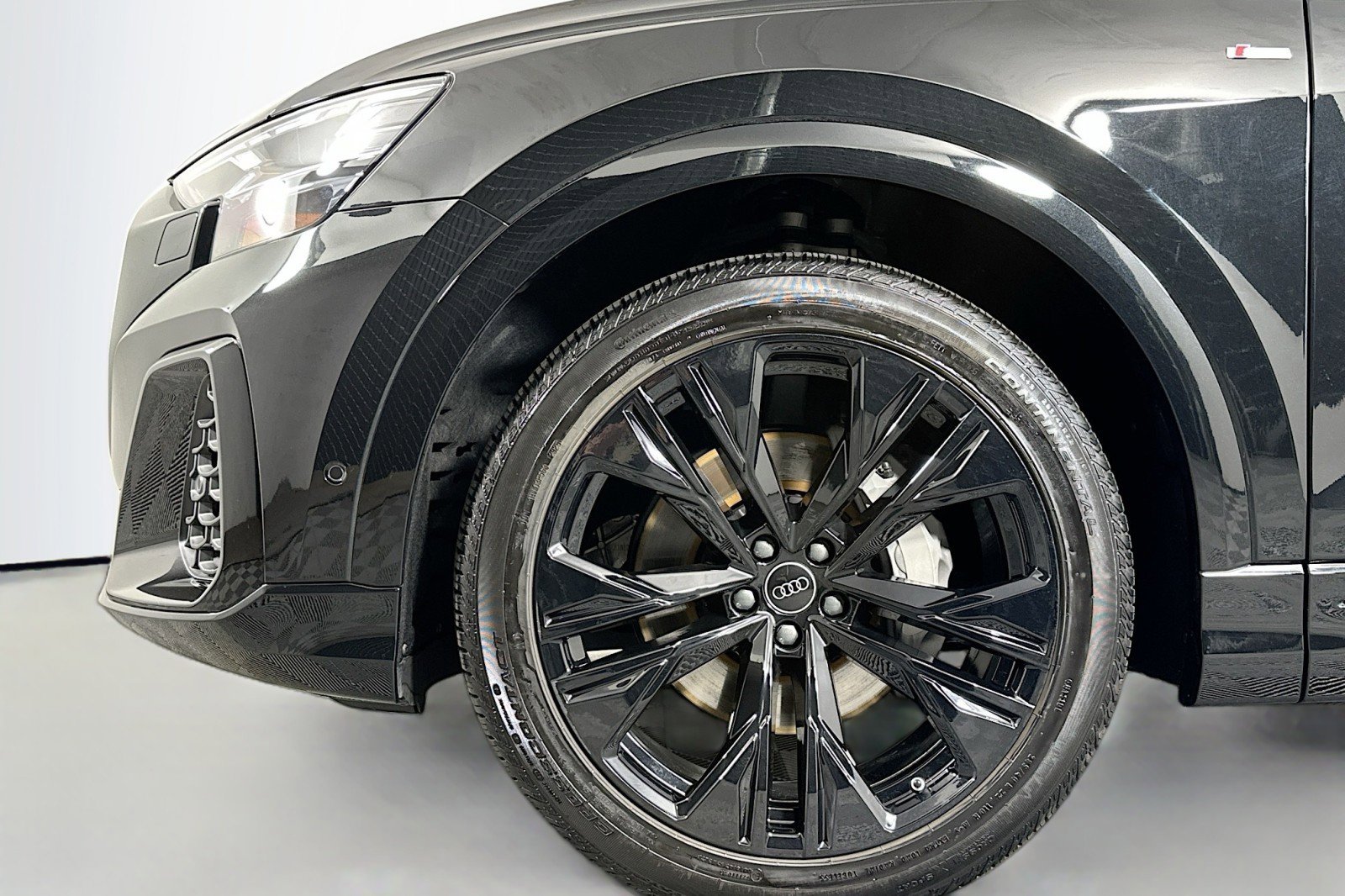 Used 2026 Audi Q8 Premium Plus AWD/4WD image 12