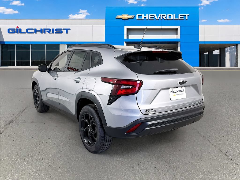 New 2026 Chevrolet Trax LT w/ Midnight Edition FWD image 6