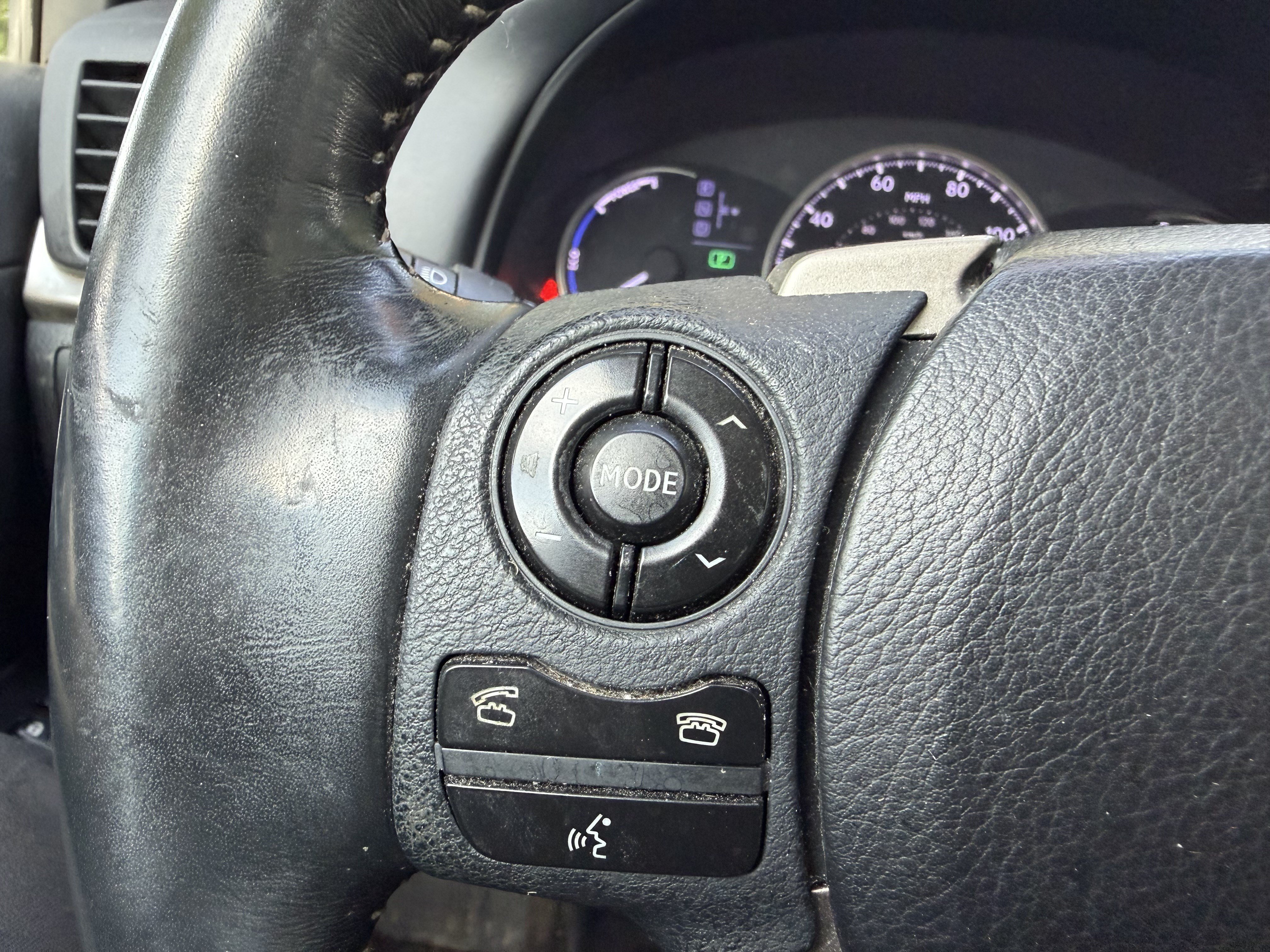 Used 2014 Lexus CT 200h FWD image 16