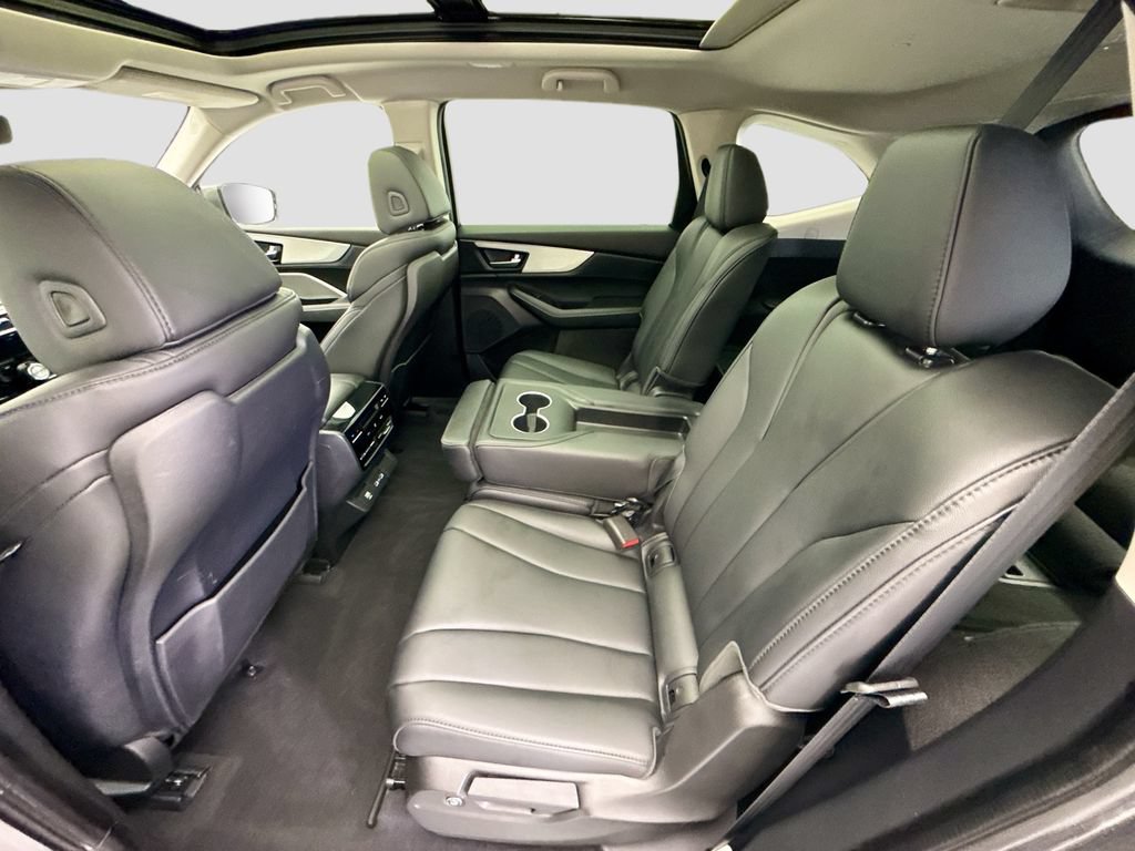 Used 2024 Acura MDX SH-AWD image 19