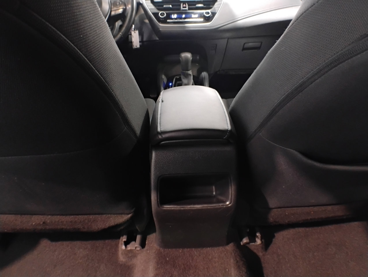 Used 2020 Toyota Corolla SE image 40