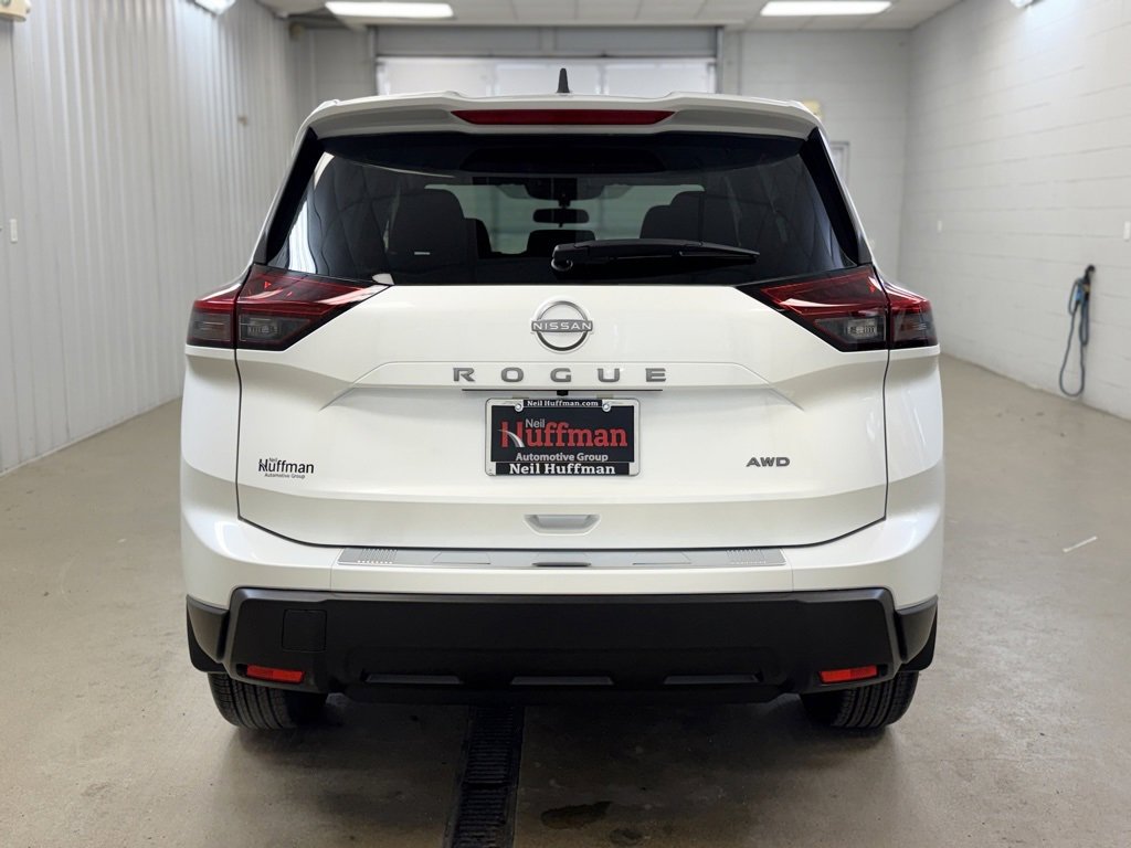 New 2026 Nissan Rogue SV image 6