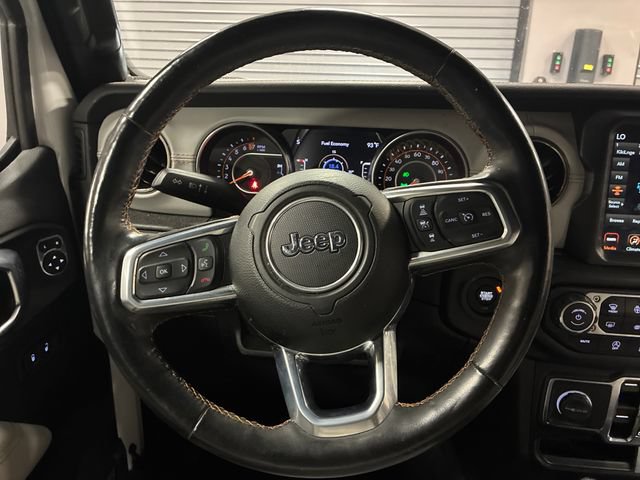 Used 2021 Jeep Wrangler Unlimited Sahara AWD/4WD image 14