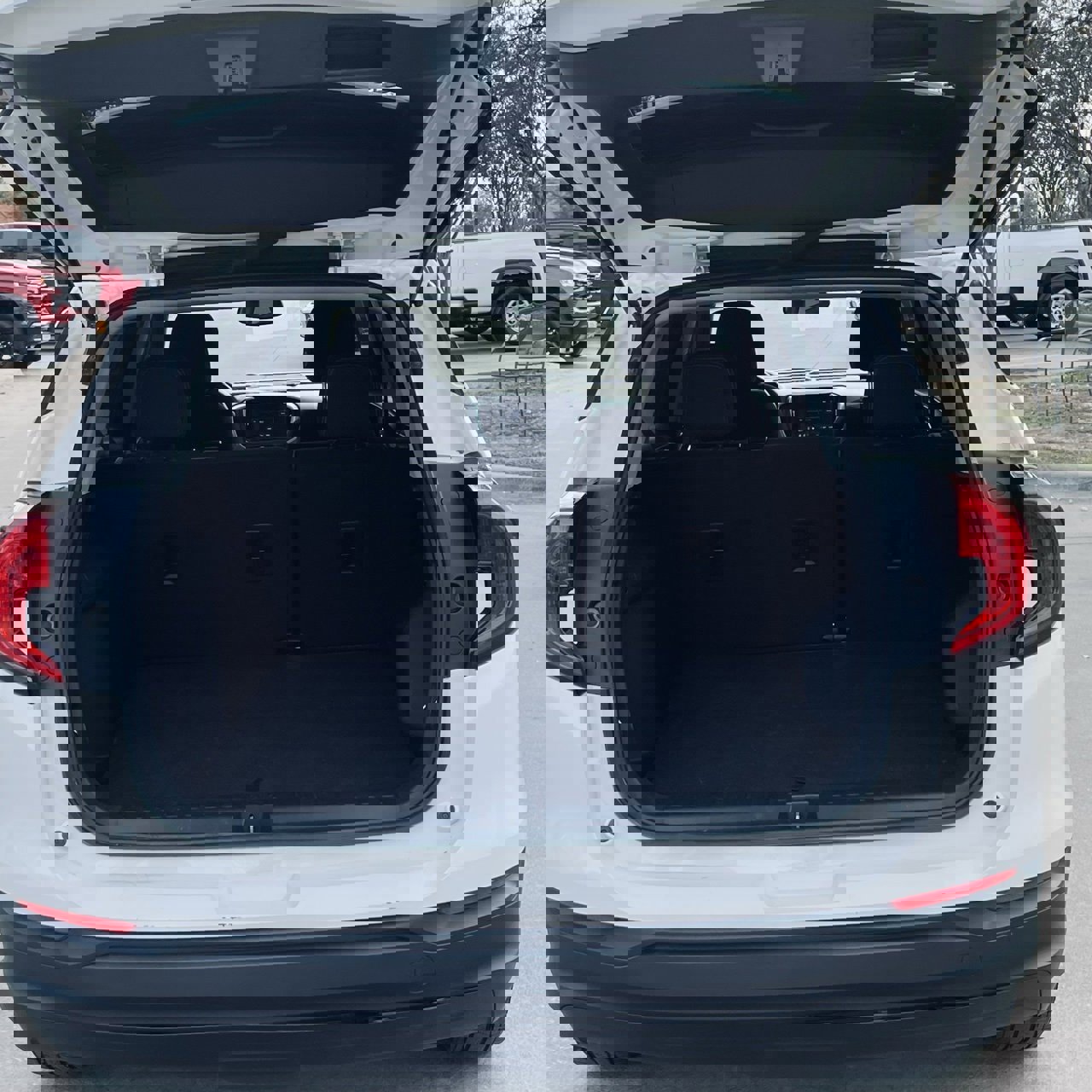 Used 2024 GMC Terrain SLE image 25