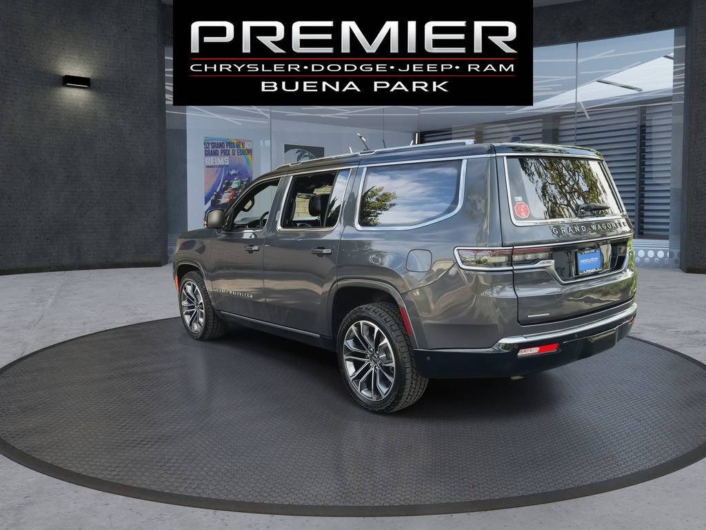 Used 2022 Jeep Grand Wagoneer Series III w/ Rear Seat Video Group 1 AWD/4WD image 6