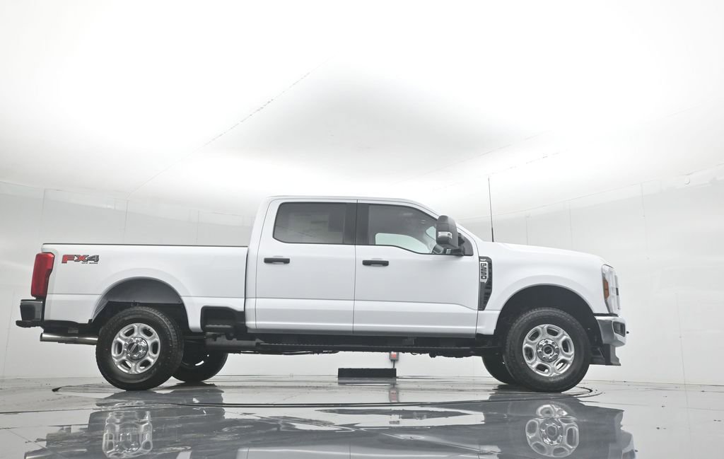 New 2026 Ford F250 XLT w/ FX4 Off-Road Package AWD/4WD image 51