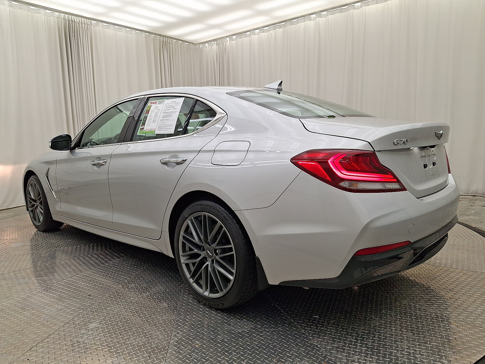 Used 2019 Genesis G70 2.0T Advanced RWD image 13