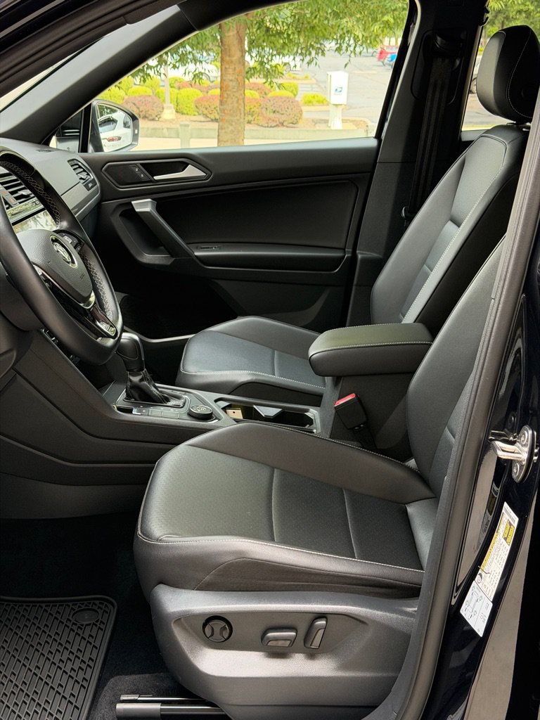 Used 2021 Volkswagen Tiguan SE R-Line AWD/4WD image 20