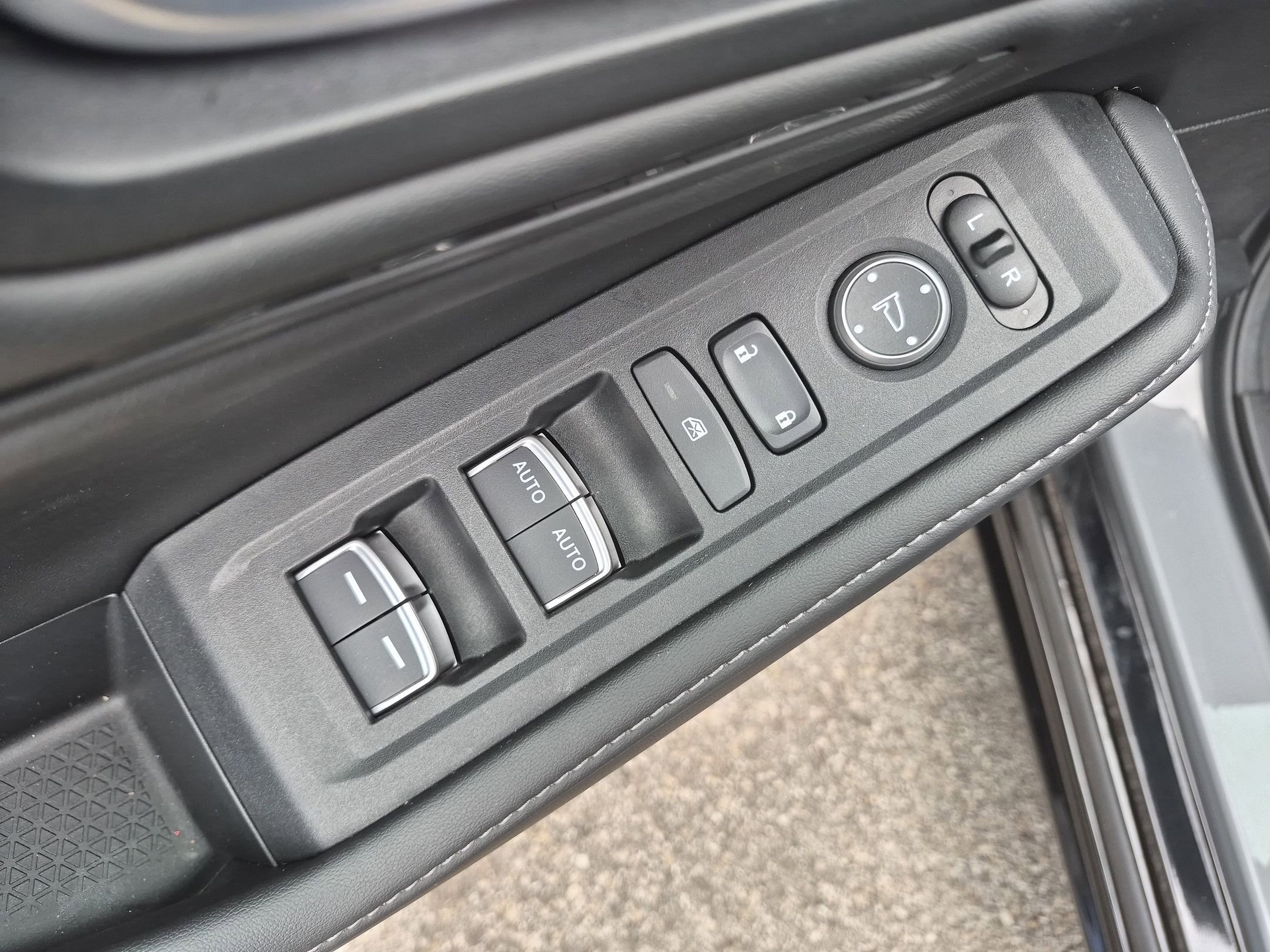 Used 2025 Honda Accord Sport image 11