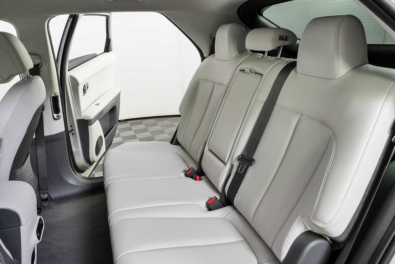 Used 2023 Hyundai Ioniq 5 SEL w/ Cargo Package RWD image 19