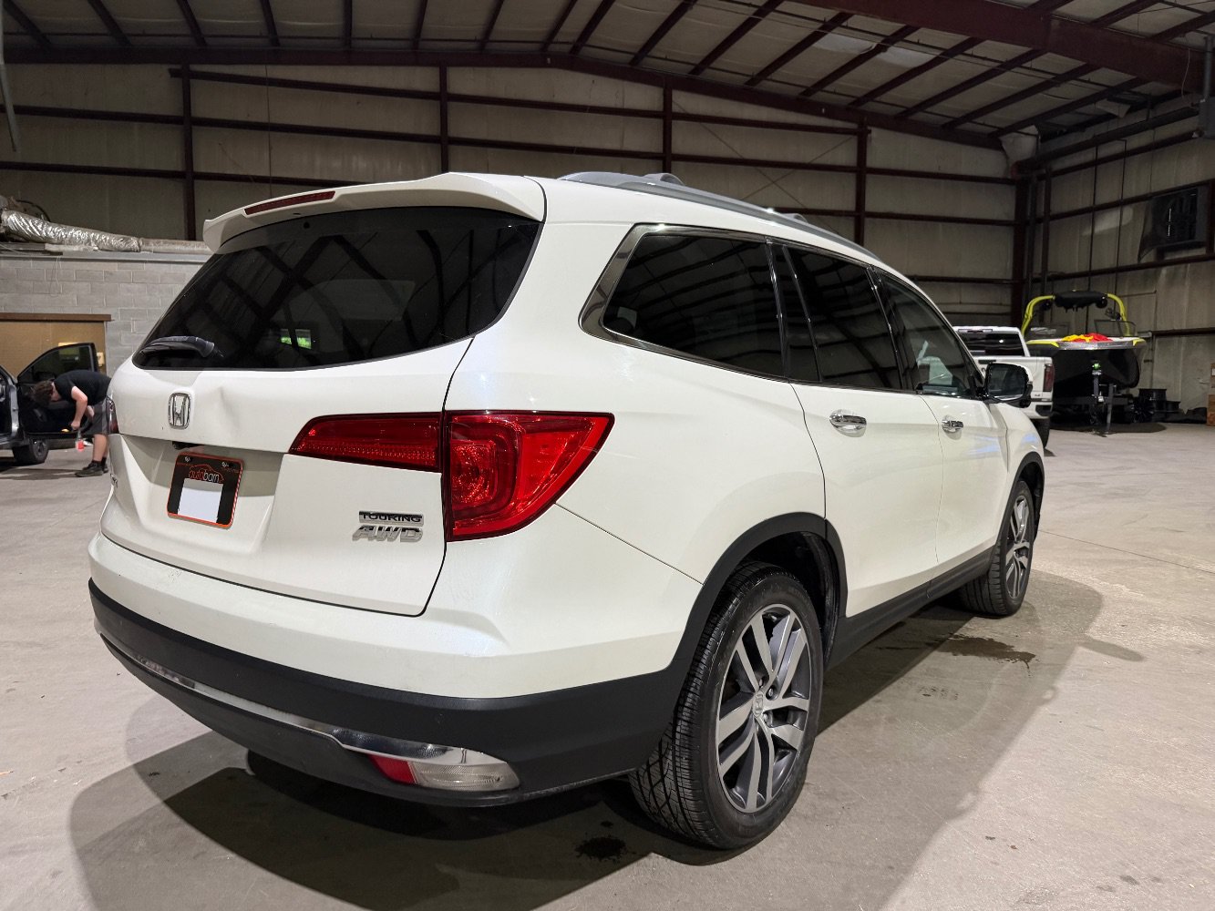 Used 2017 Honda Pilot Touring image 5