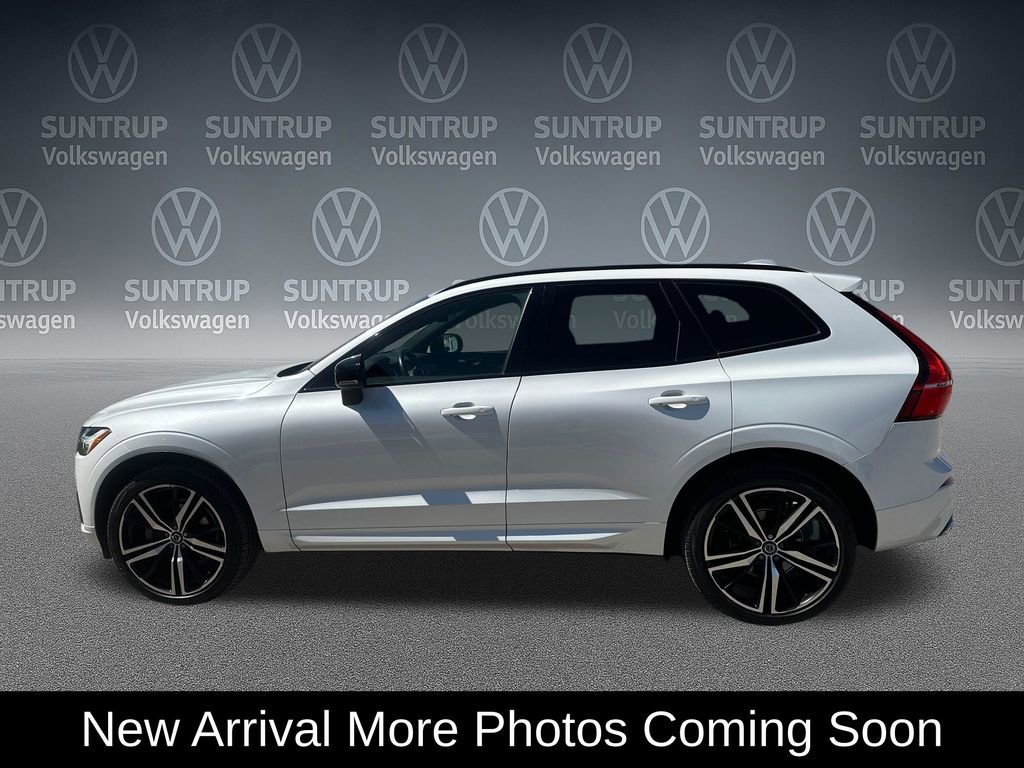 Used 2021 Volvo XC60 T5 R-Design image 3