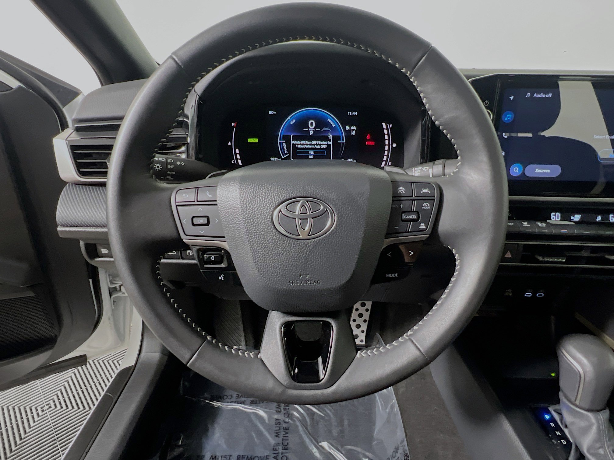 Used 2025 Toyota Camry SE w/ Multimedia Upgrade Package FWD image 18