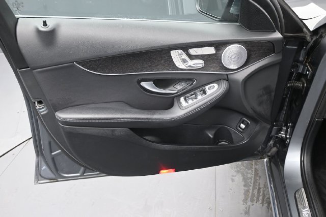 Used 2021 Mercedes-Benz C 300 4MATIC Sedan image 10