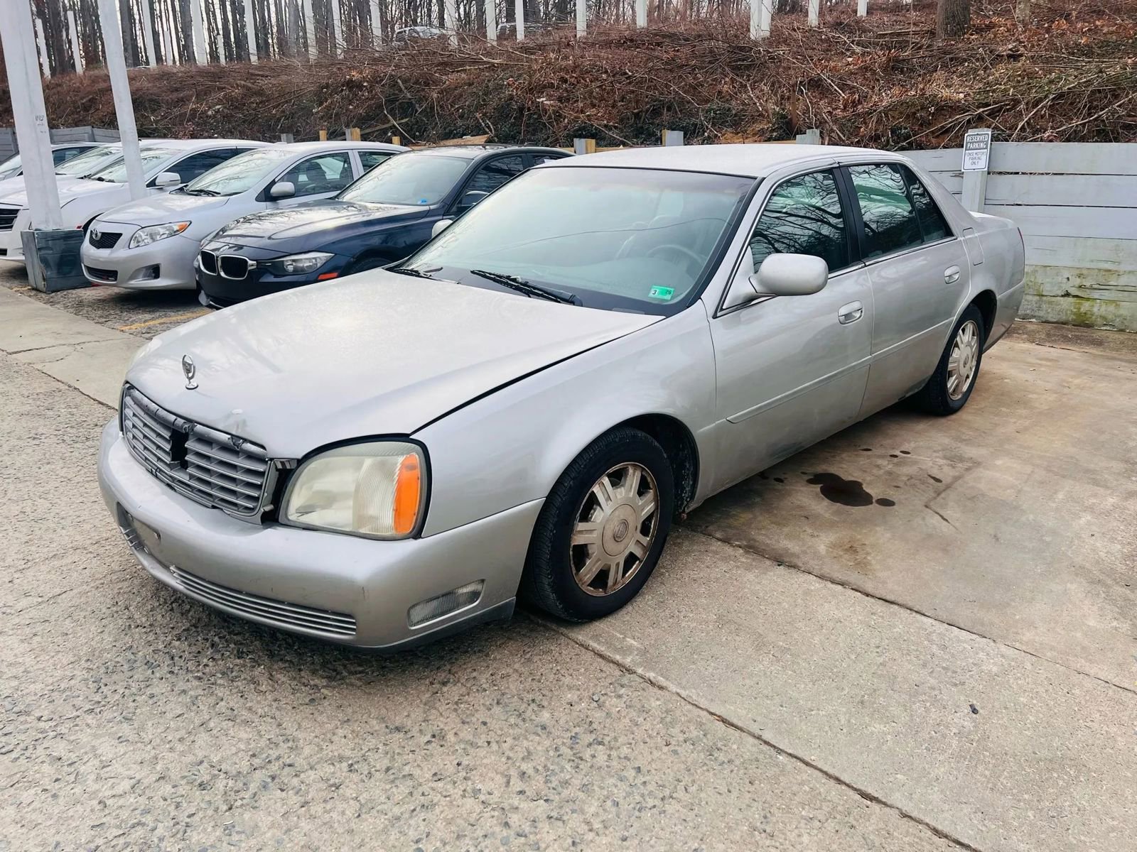 Used 2004 Cadillac De Ville w/ Equipment Group image 1