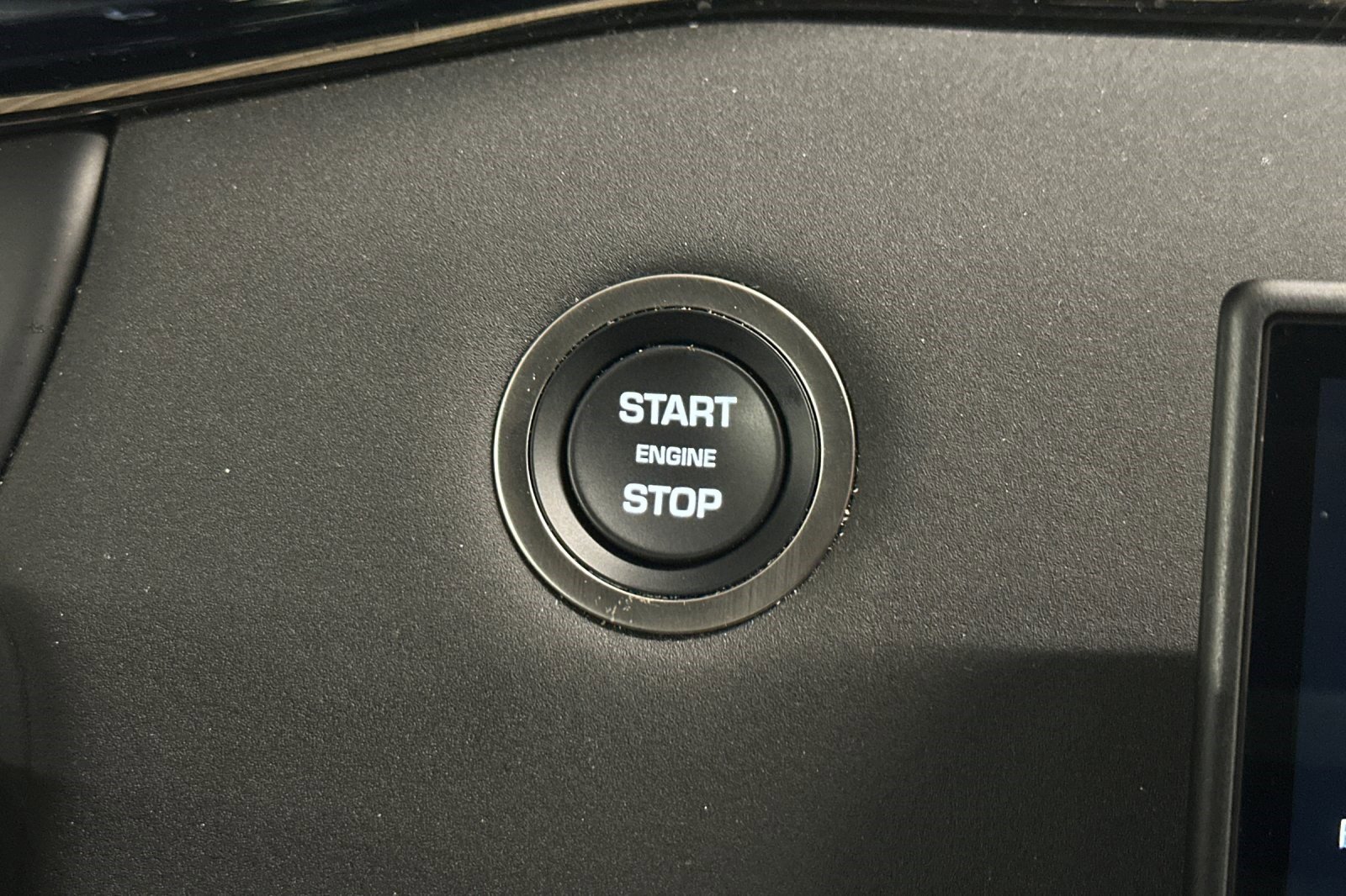 Used 2026 Land Rover Range Rover Evoque S image 34