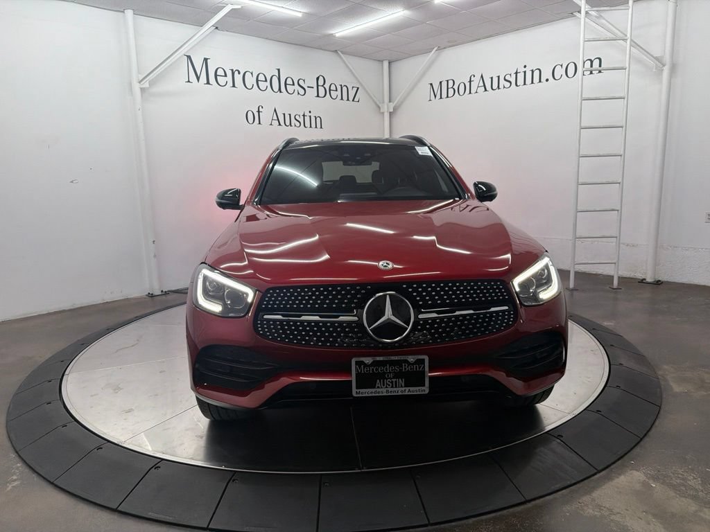 Used 2022 Mercedes-Benz GLC 300 image 2