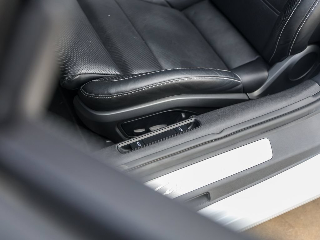 Certified 2023 Porsche 911 Carrera RWD image 16
