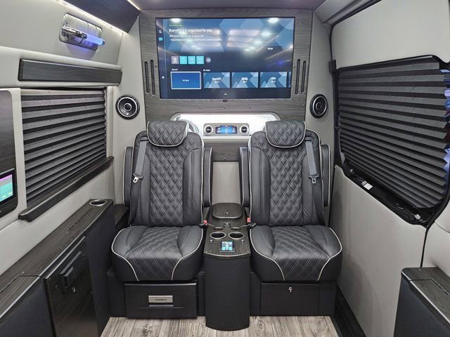 New 2024 Mercedes-Benz Sprinter 3500 image 36