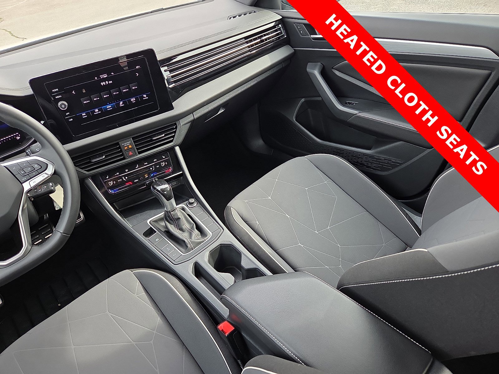 Used 2025 Volkswagen Jetta Sport image 12