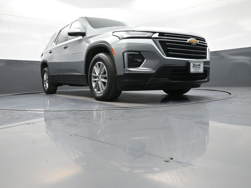 Used 2023 Chevrolet Traverse LT AWD/4WD image 29