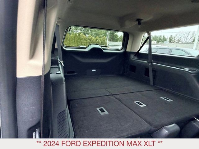 Used 2024 Ford Expedition Max XLT image 13