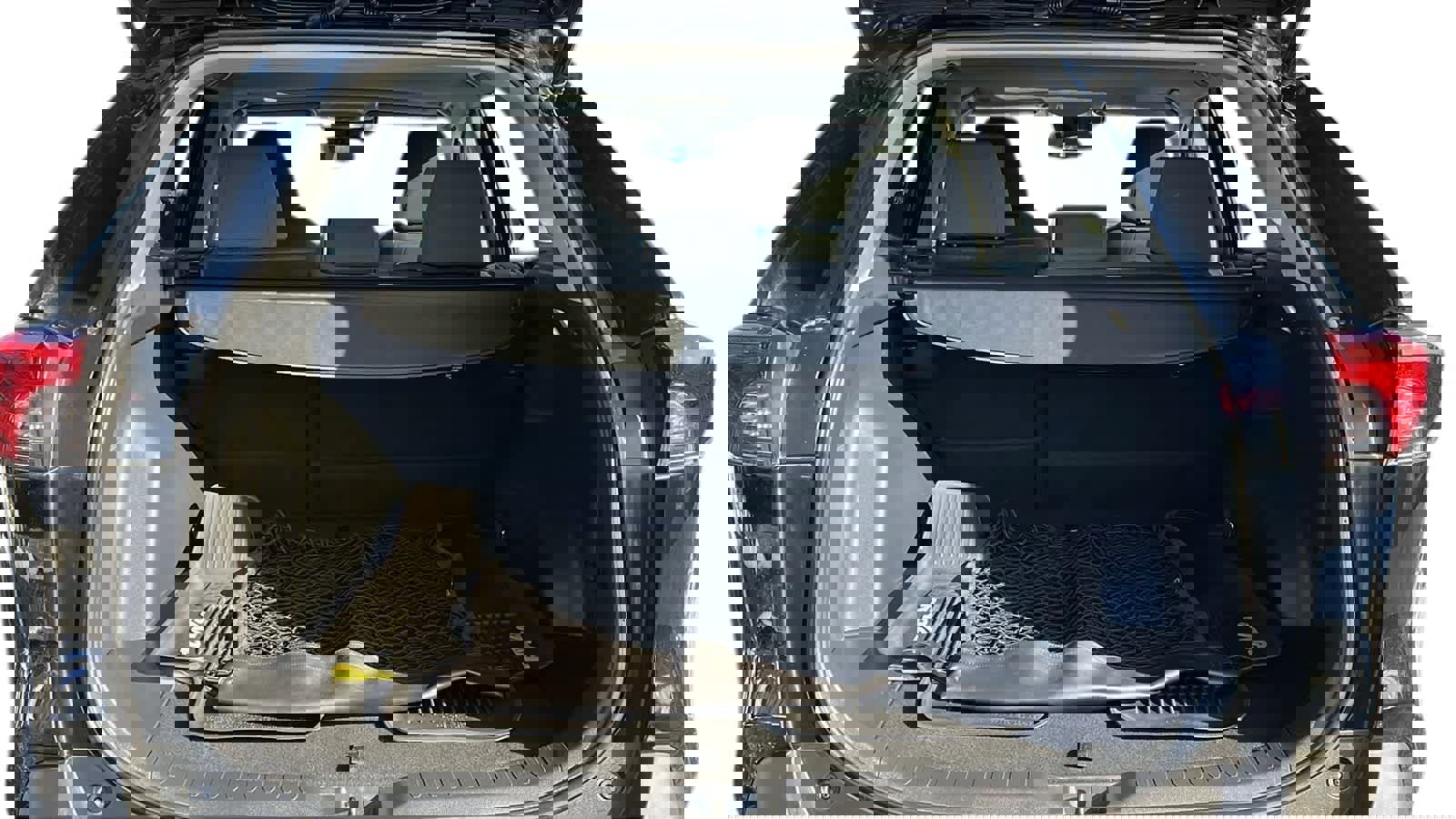 Used 2023 Toyota RAV4 XLE image 30