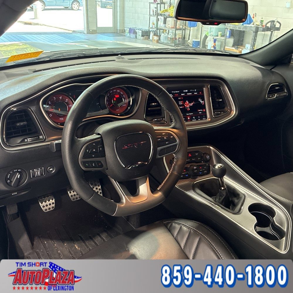 Used 2019 Dodge Challenger SRT Hellcat w/ Laguna Leather Package RWD image 11