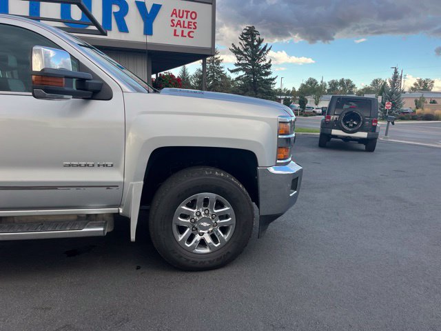 Used 2015 Chevrolet Silverado 3500 LTZ w/ Duramax Plus Package AWD/4WD image 18