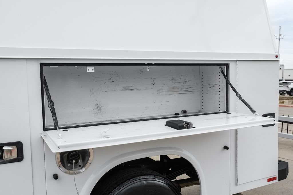 Used 2021 Chevrolet Express 3500 w/ Power Convenience Package RWD image 40